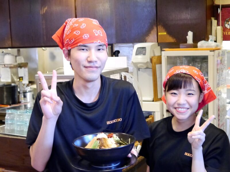 一国堂スタッフ